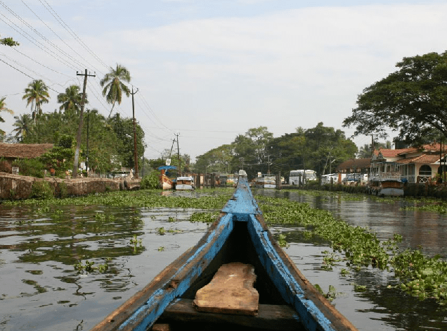 Kollam to Alappuzha Houseboat (1 Day + 1 Night)