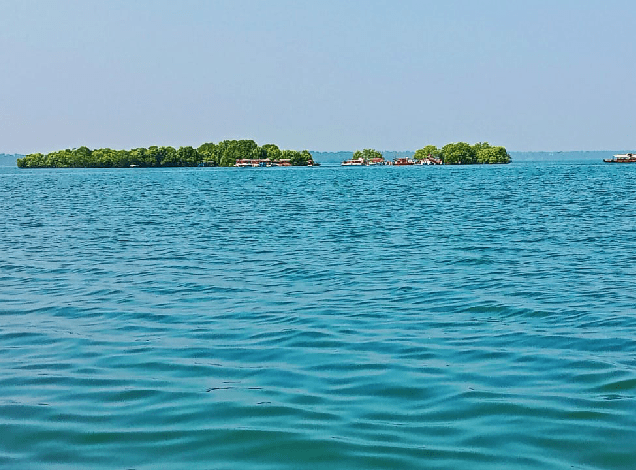 Kollam – Kollam Houseboat (2 Days + 2 Nights)